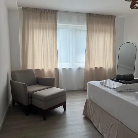 Apartment Teratop-living, Grosszuegige 3-zimmer Wohnung, Zentrale Lage, Arbeitsplatz, Geschaeftsreisen, Kurze Und Lange Aufenthalte Darmstadt